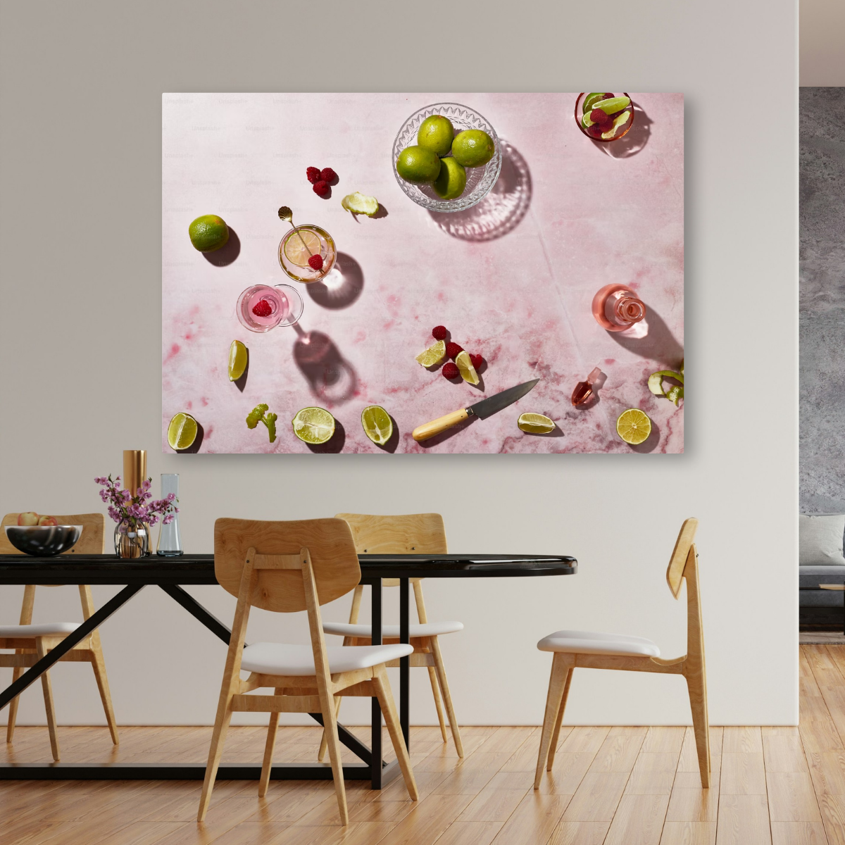 Tablou Canvas Cocktailuri Colorate cu Fructe, Decor Modern de Bar, Roz