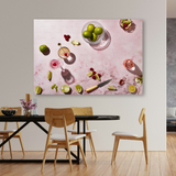 Tablou Canvas Cocktailuri Colorate cu Fructe, Decor Modern de Bar, Roz