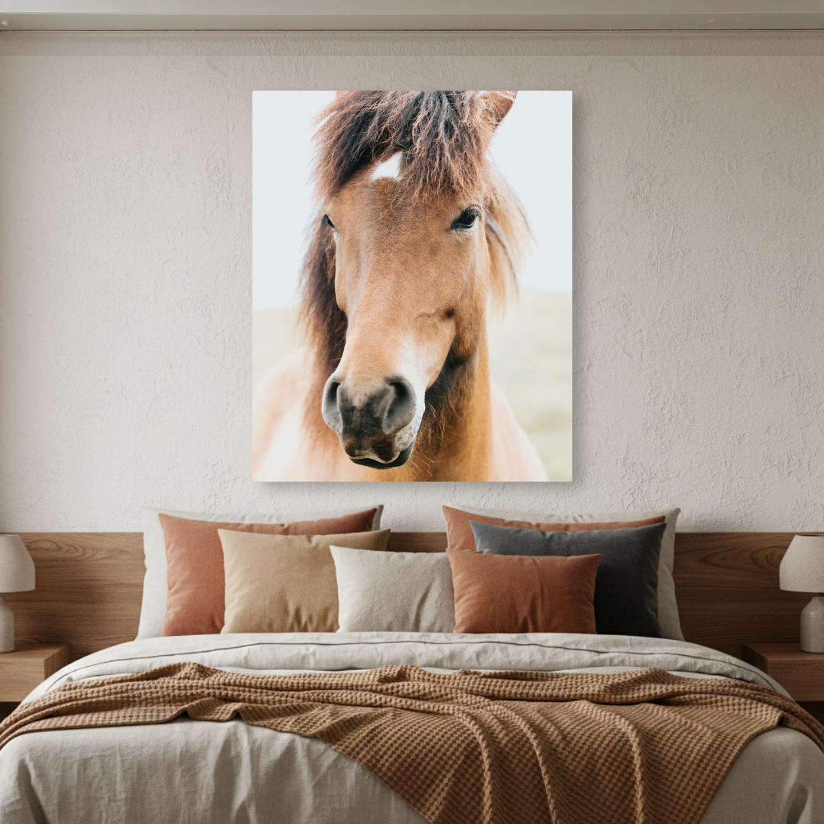 Tablou Canvas Cal Maro în Cadru Luminos, Fotografie Ecvestră, Maro-Bej IPCVANI-332