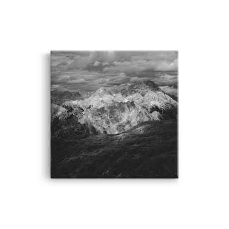 Tablou Vârf de Munte Printre Nori Alb-Negru - IPCVBW-555-2